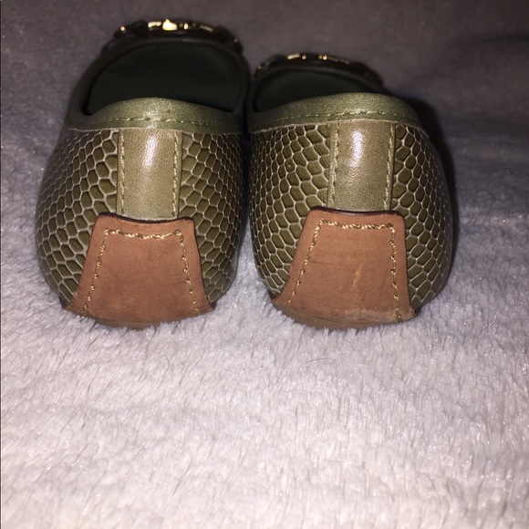 Tory Burch Olive Reva Ballet Flat - Picture 4 of 8
